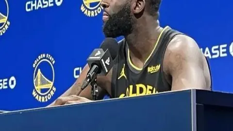 狂欢纽卡！30万民众同庆联赛杯荣耀，70年砥砺前行终圆辉煌梦