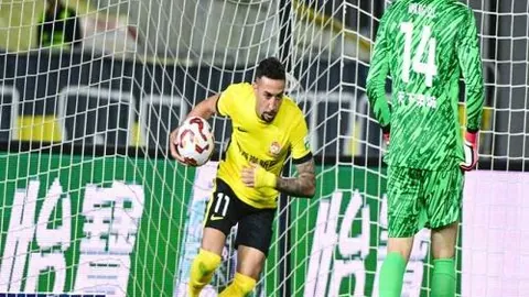 阿森纳荣耀见证者洛孔加租借历程：卢顿保级战泪洒绿茵场