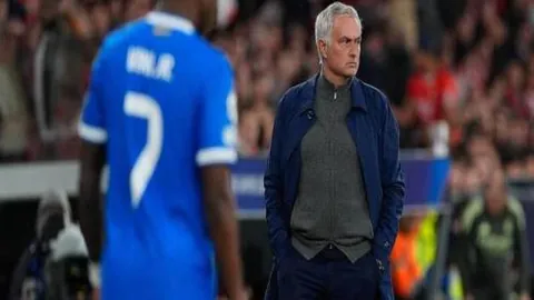 纽卡斯尔客场大胜伊普斯维奇，伊萨克独揽三球助球队4-0获胜